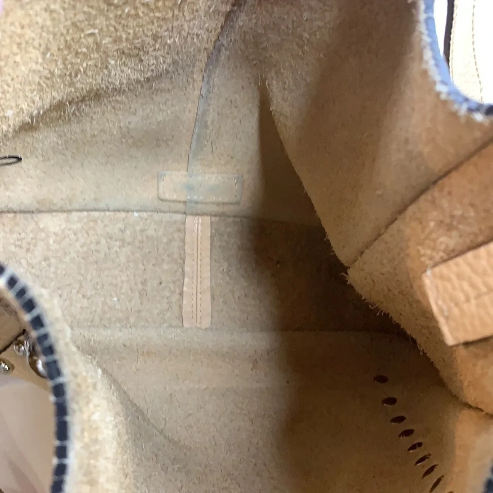 Rebecca Minkoff pebbled leather feed bag.